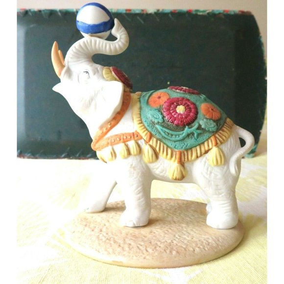 Hand Painted Porcelain Circus Elephant Figurine Figure Trunk Up Raised - Picture 11 of 12